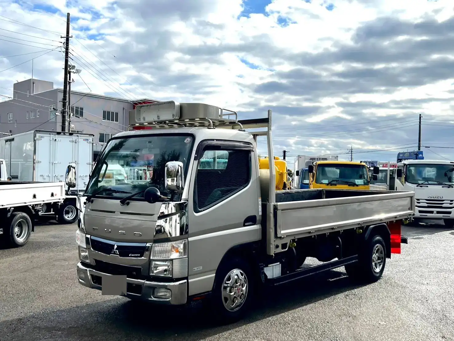 三菱 キャンター 小型 平ボディ TPG-FEA50 H29 の中古トラック【車両No.180817】