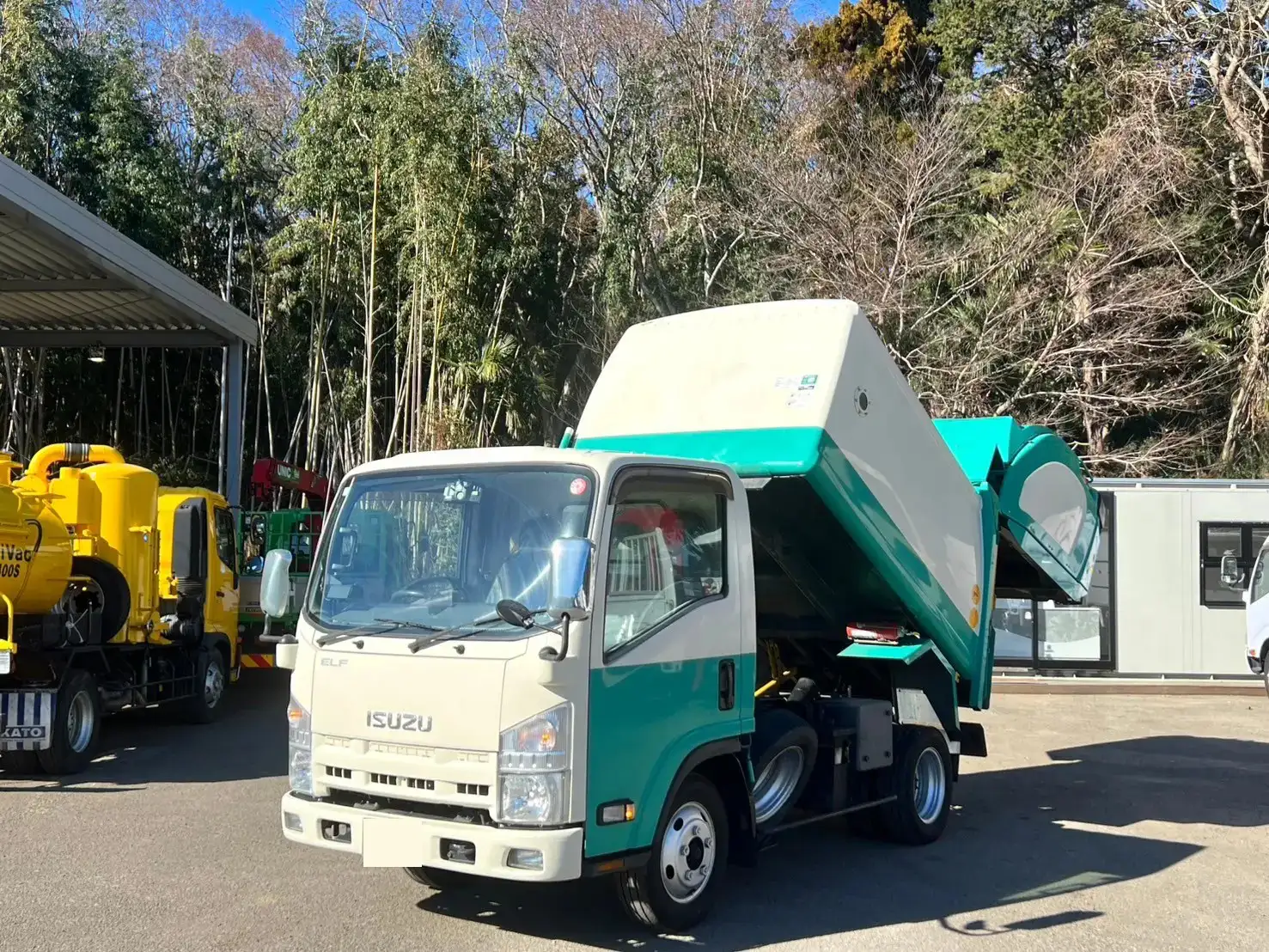 いすゞ エルフ 小型 パッカー車 巻き込み式 回転ダンプ式 の中古トラック【車両No.180786】