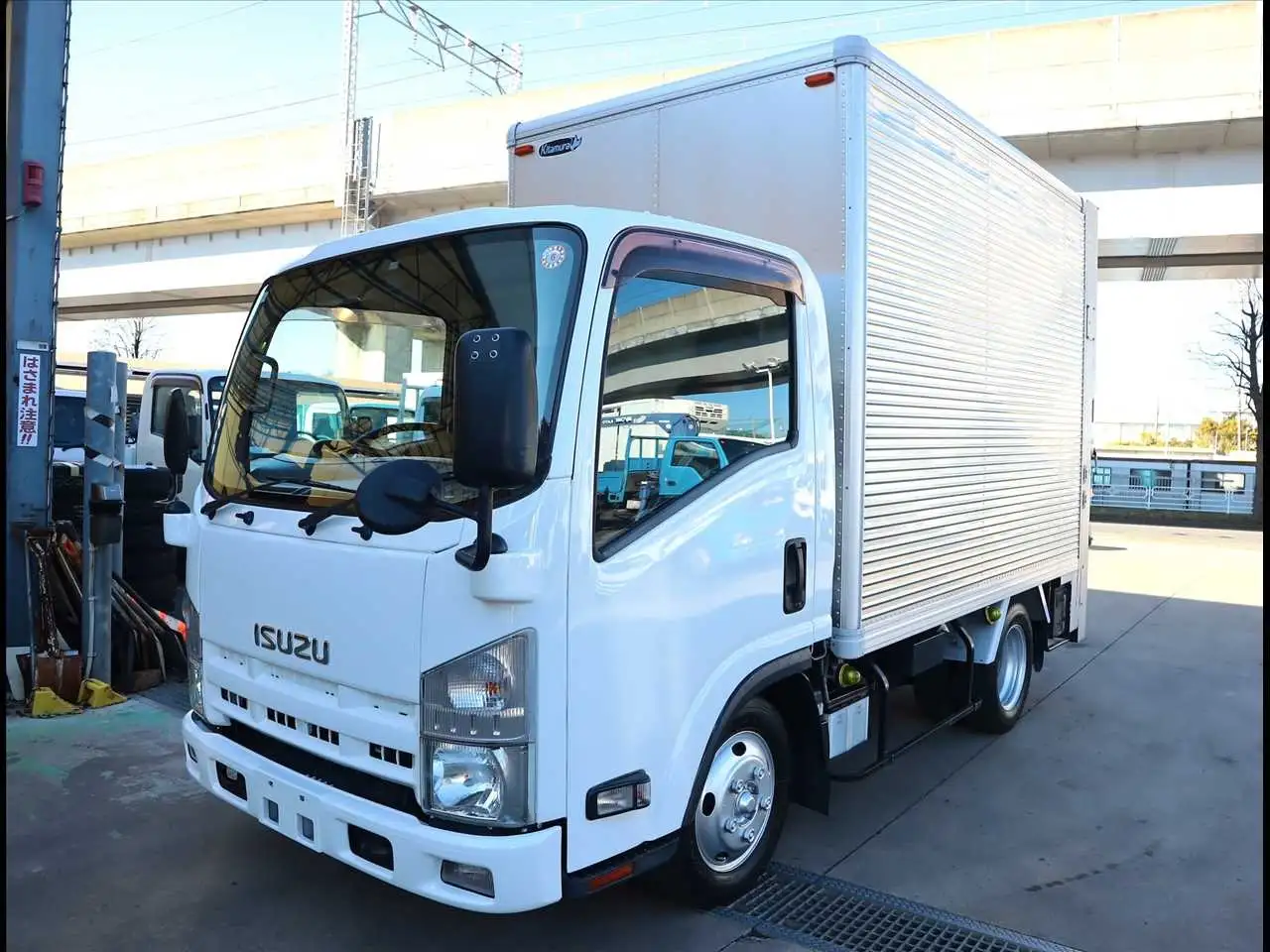 いすゞ エルフ 小型 アルミバン パワーゲート SKG-NMR85AN の中古トラック【車両No.180984】