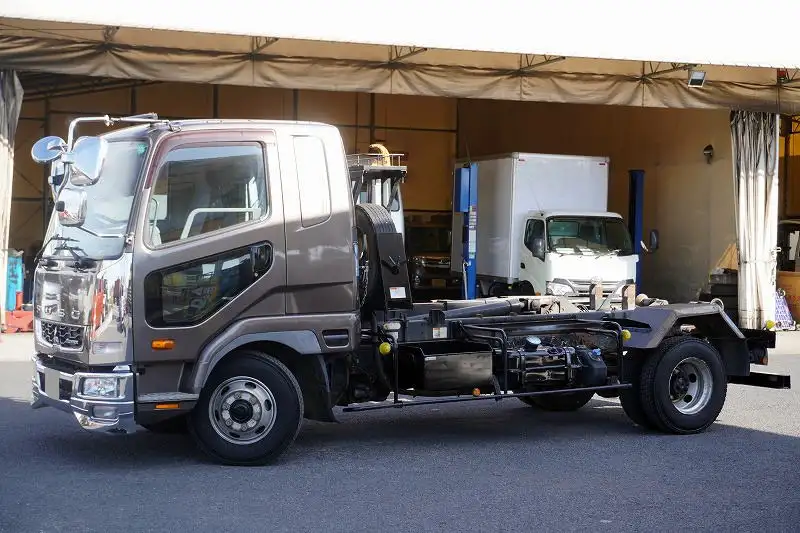 三菱 ファイター 中型/増トン アームロール ツインホイスト ベッド の中古トラック【車両No.181080】
