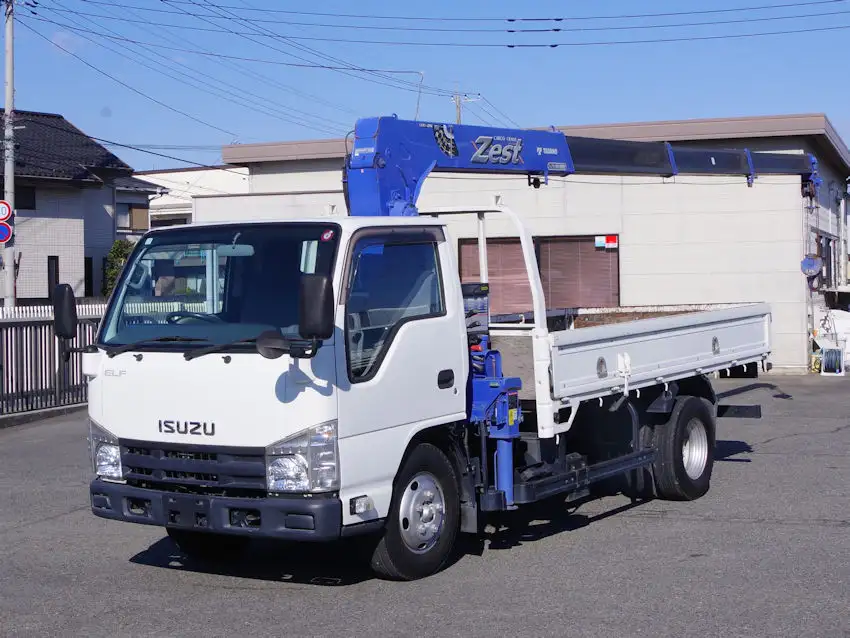 いすゞ エルフ 小型 クレーン付 4段 ラジコン の中古トラック【車両No.181129】