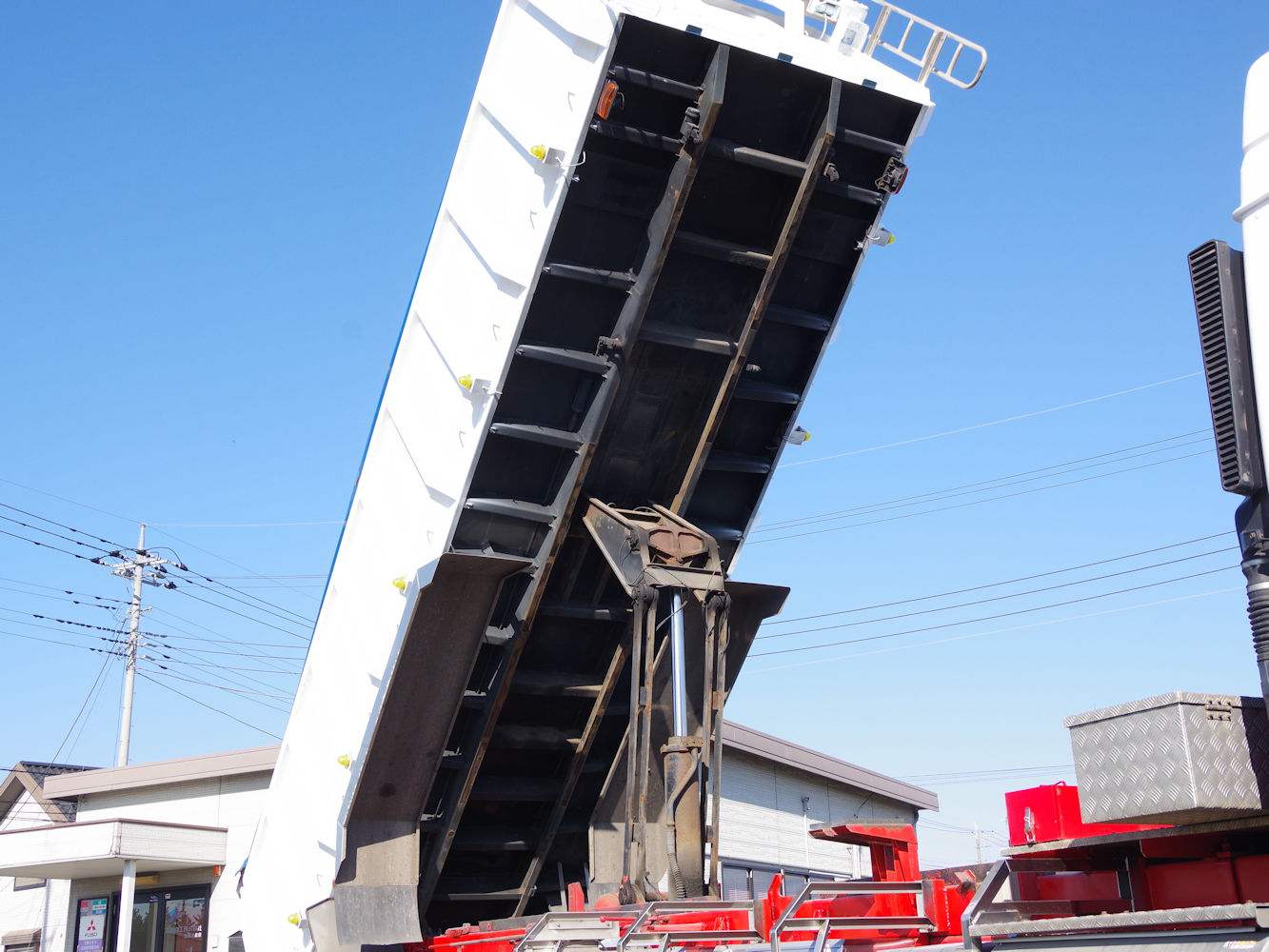 三菱 スーパーグレート 大型 ダンプ 土砂禁 ハイルーフの中古トラック画像16