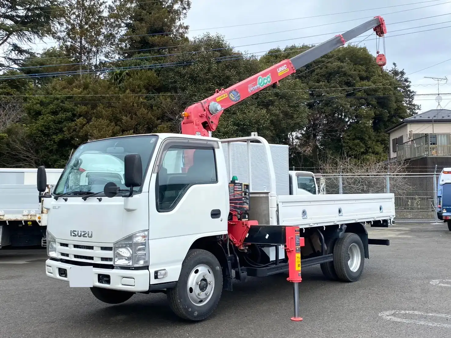 いすゞ エルフ 小型 クレーン付 3段 ラジコン の中古トラック【車両No.181306】