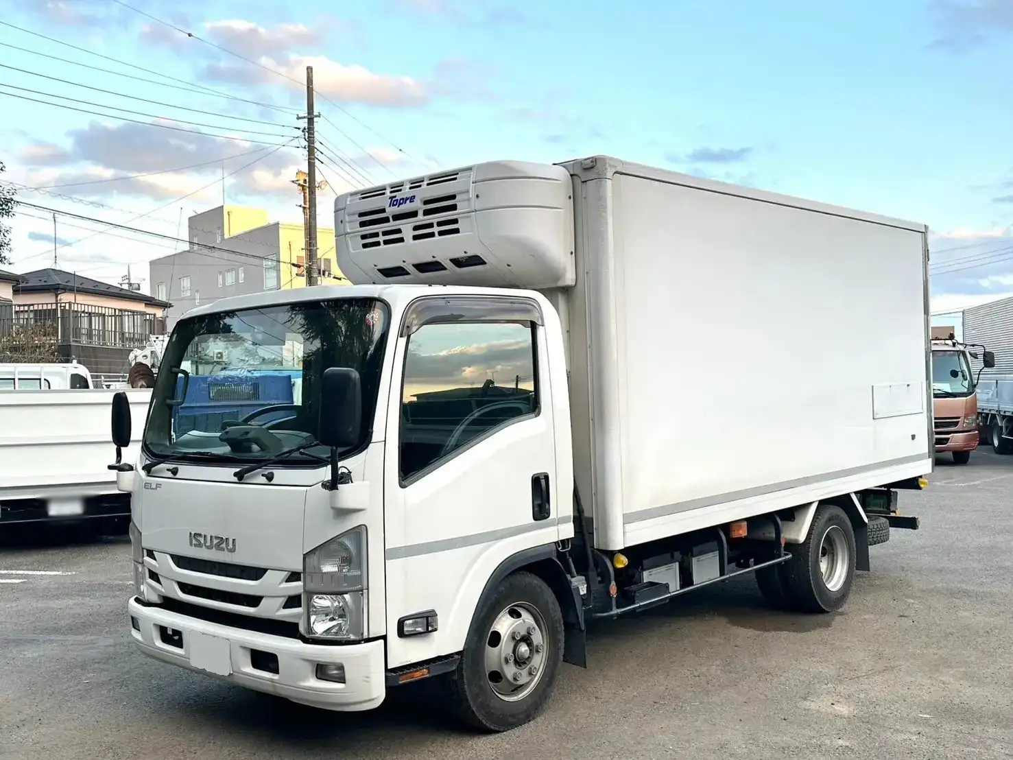いすゞ エルフ 小型 冷凍冷蔵 中温 床ステン の中古トラック【車両No.181311】