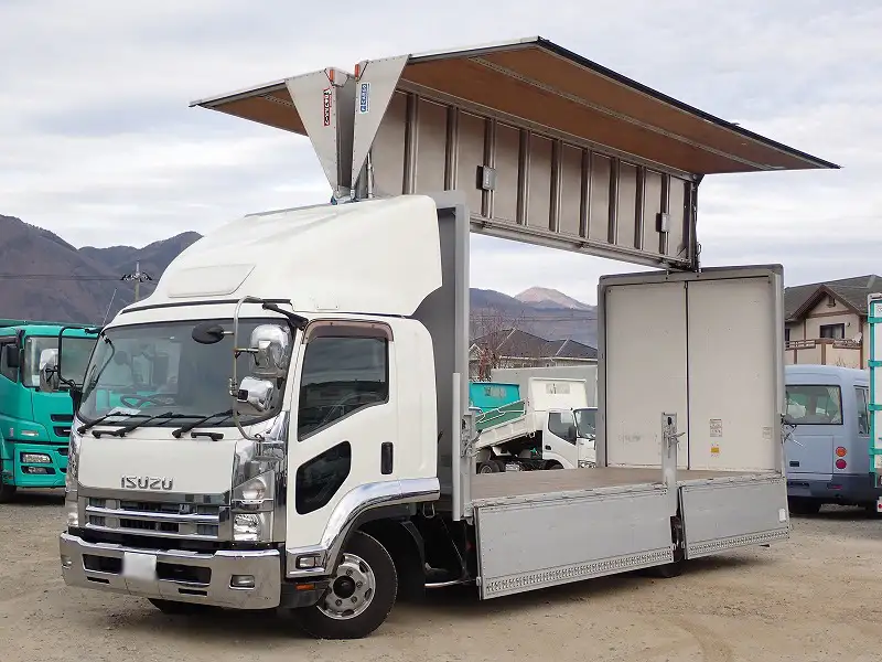 いすゞ フォワード 中型/増トン ウイング エアサス ベッド の中古トラック【車両No.181564】