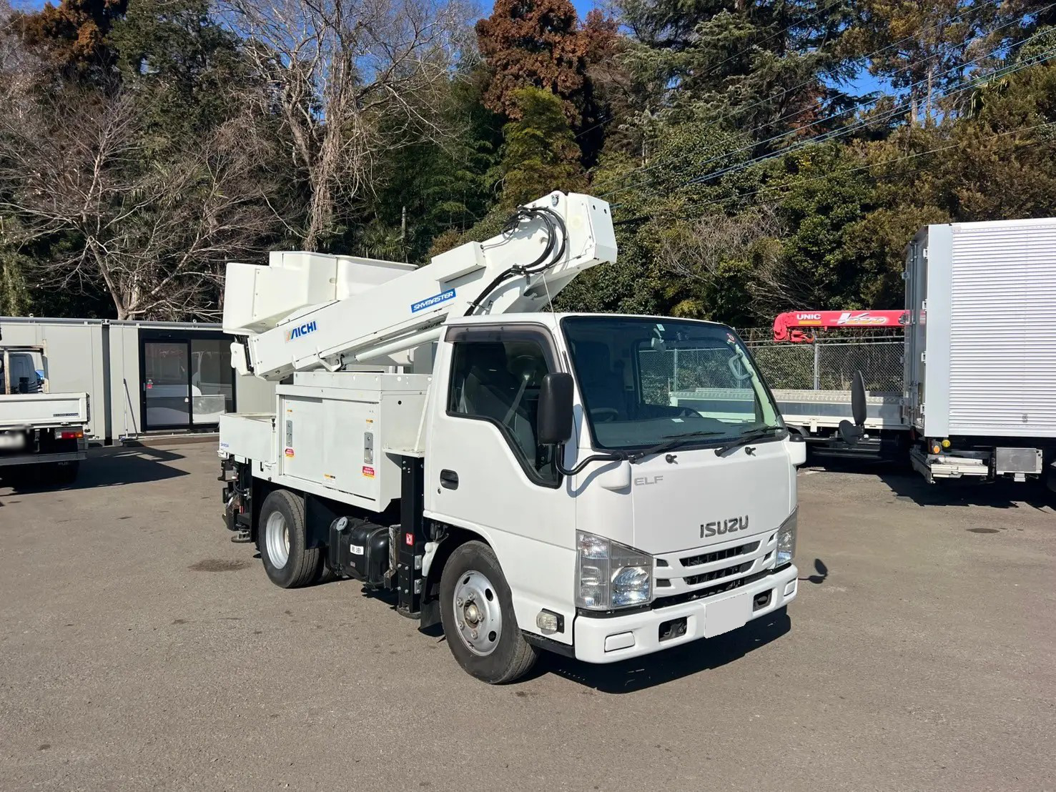 いすゞ エルフ 小型 高所・建柱車 高所作業車 電工仕様の中古トラック画像2