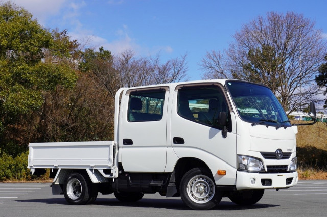 トヨタ ダイナ 小型 平ボディ Wキャブ(ダブルキャブ) 床鉄板の中古トラック画像2