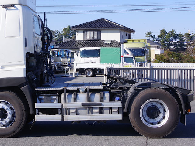 日野 プロフィア 大型 トラクター ハイルーフ 1デフの中古トラック画像10