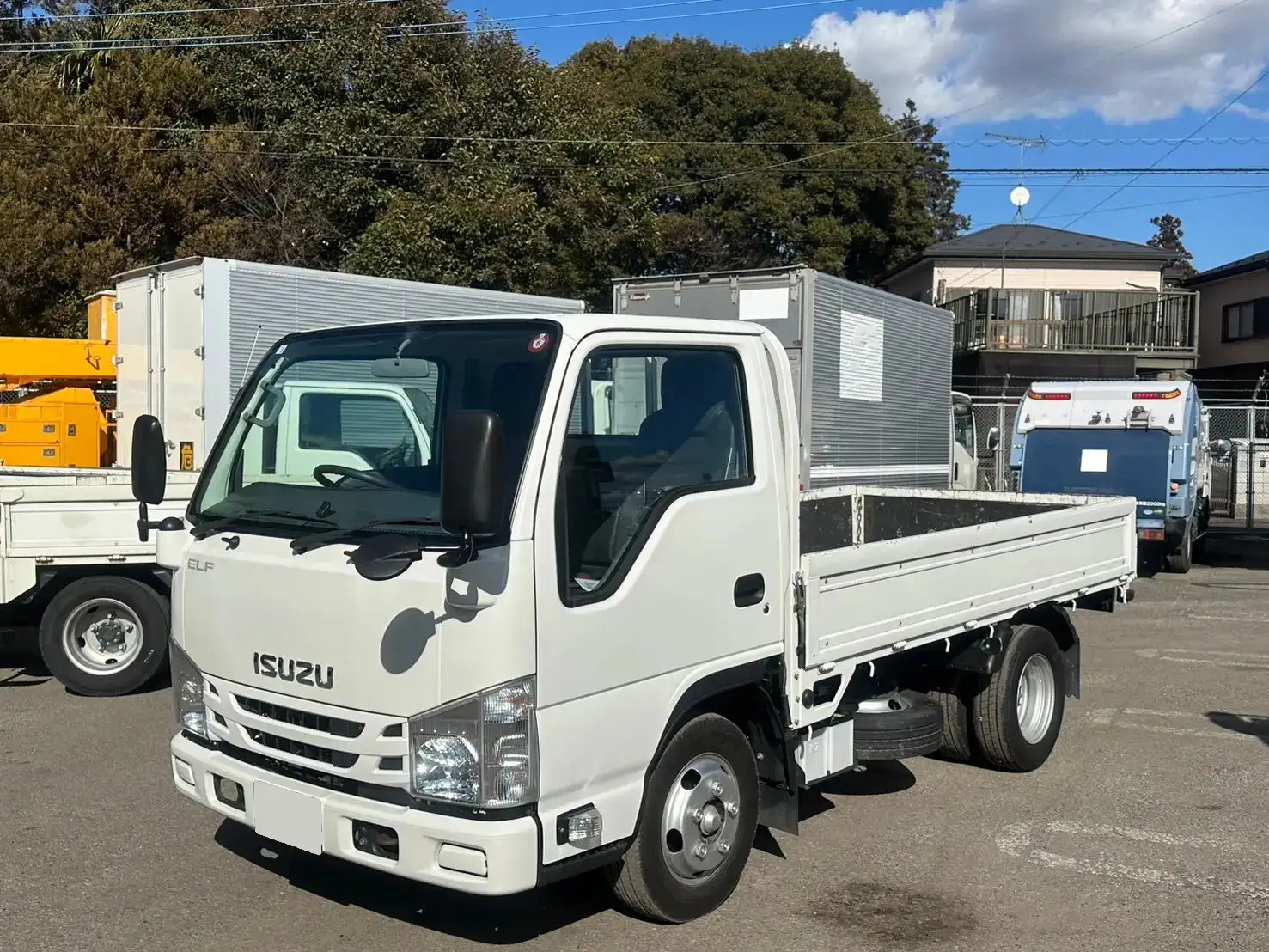 いすゞ エルフ 小型 平ボディ TPG-NJR85A H31/R1 の中古トラック【車両No.182079】