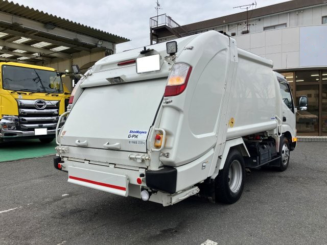 日野 デュトロ 小型 パッカー車(塵芥車) プレス式 TKG-XZU600Xの中古トラック画像2