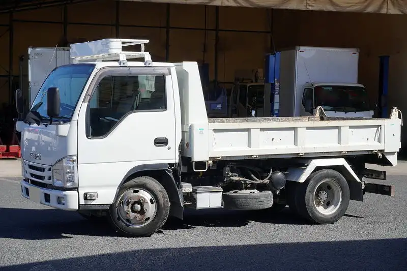 いすゞ エルフ 小型 ダンプ ローダー 強化 の中古トラック【車両No.182319】