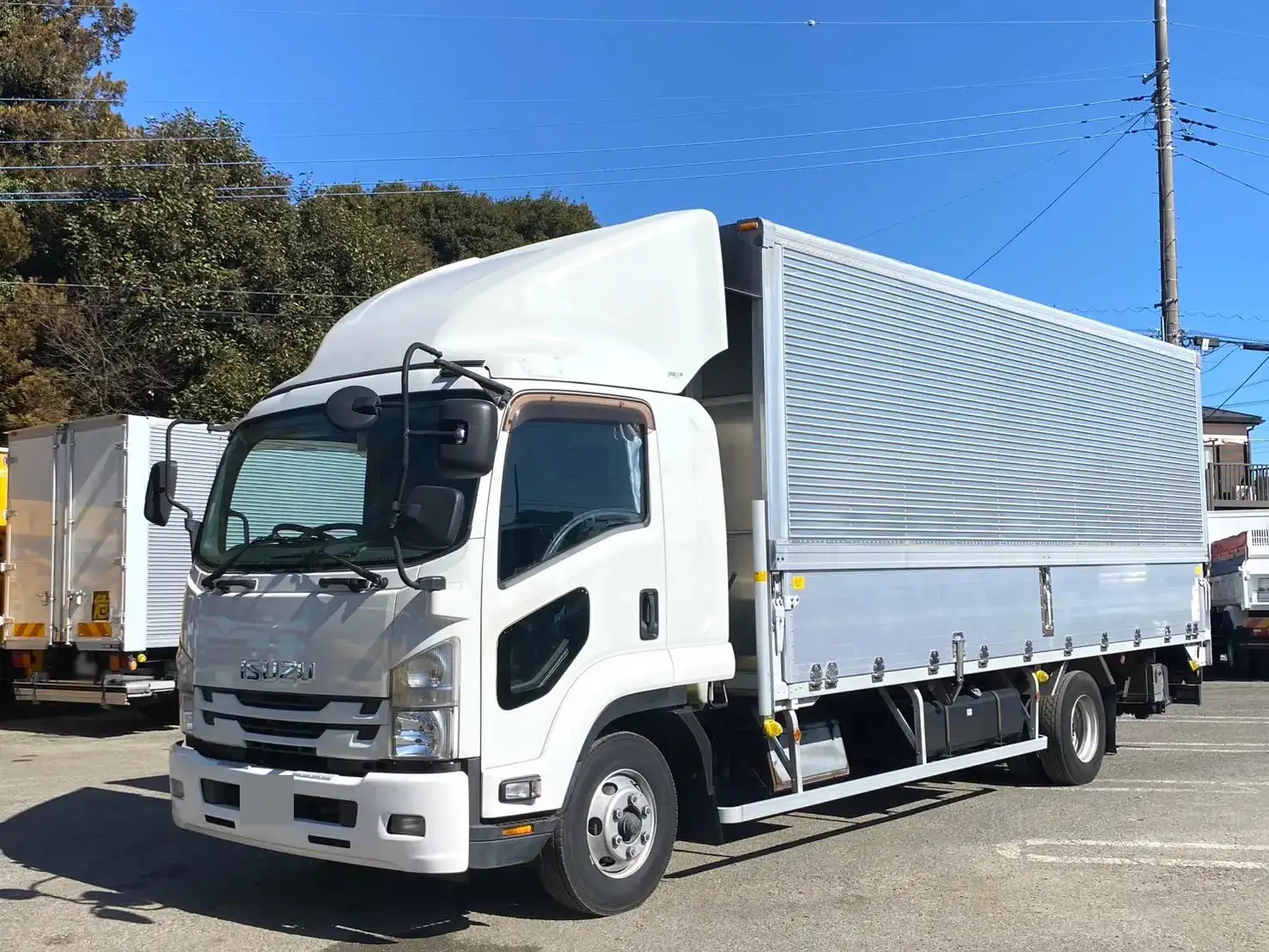 いすゞ フォワード 中型/増トン ウイング パワーゲート ベッド の中古トラック【車両No.182527】