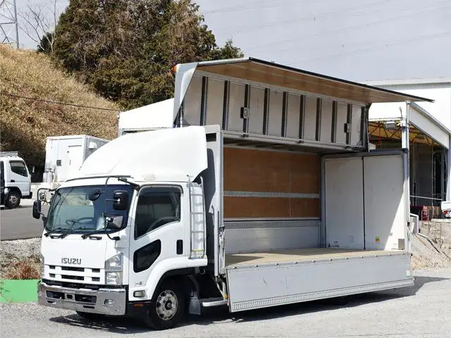 いすゞ フォワード 中型/増トン ウイング エアサス ベッド の中古トラック【車両No.182546】