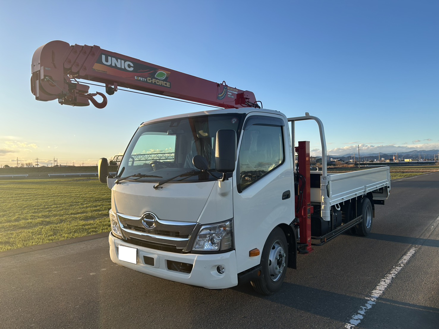 日野 デュトロ 小型 車両重機運搬 4段クレーン ラジコン｜画像1