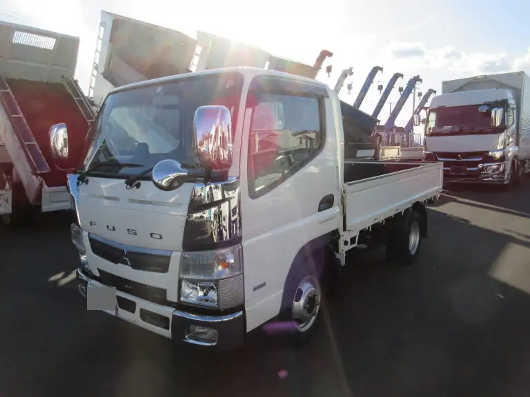 三菱 キャンター 小型 平ボディ 2TG-FBA00 R2 の中古トラック【車両No.182758】