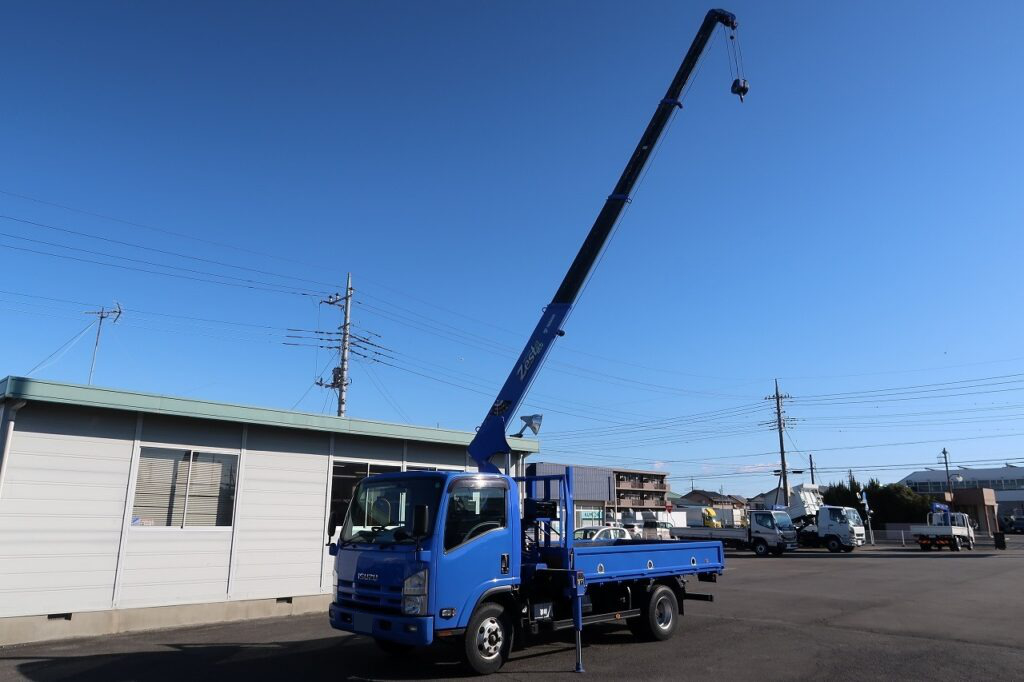 いすゞ エルフ 小型 クレーン付 床鉄板 4段の中古トラック画像8