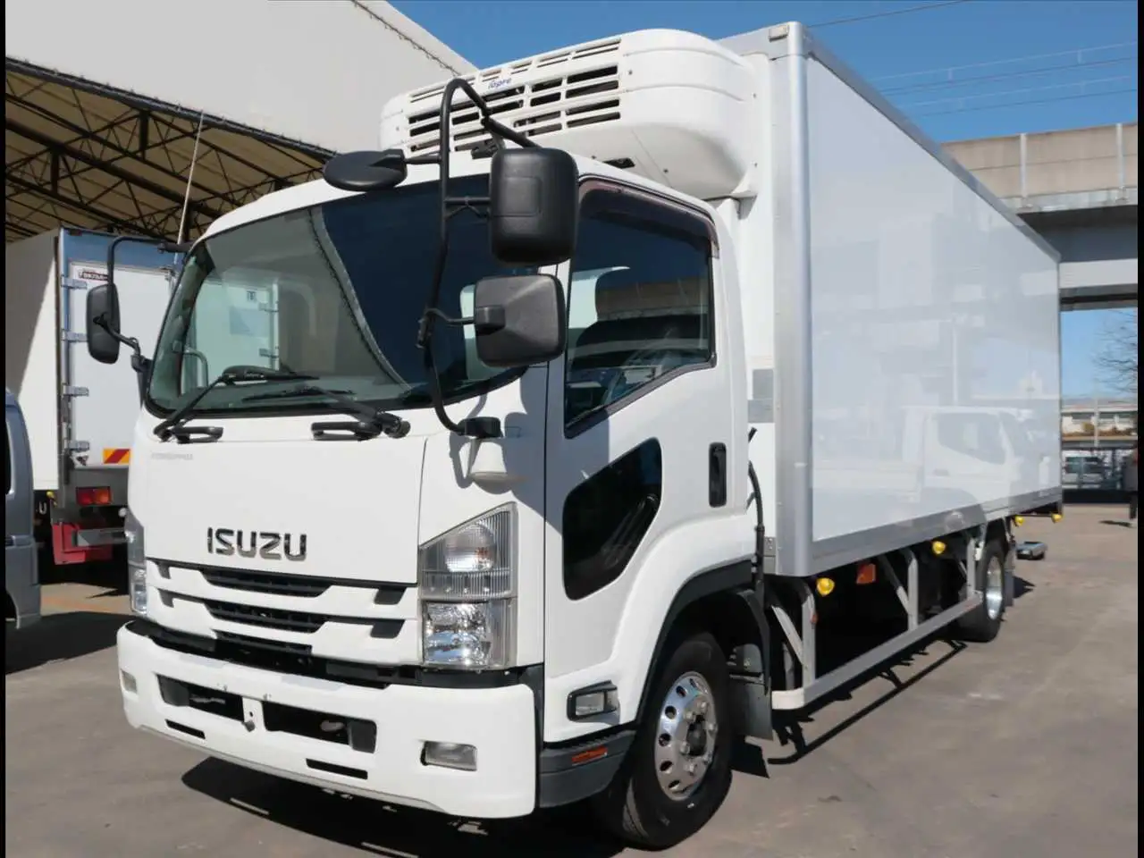 いすゞ フォワード 中型/増トン 冷凍冷蔵 低温 パワーゲート の中古トラック【車両No.183235】