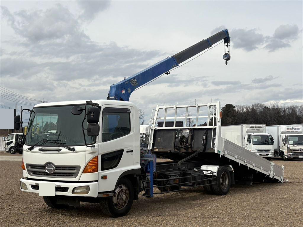 日野 レンジャー 中型/増トン 車両重機運搬 3段クレーン ラジコン｜画像1