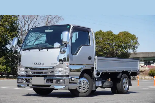 いすゞ エルフ 小型 平ボディ 床鉄板 2RG-NHR88A の中古トラック【車両No.184211】