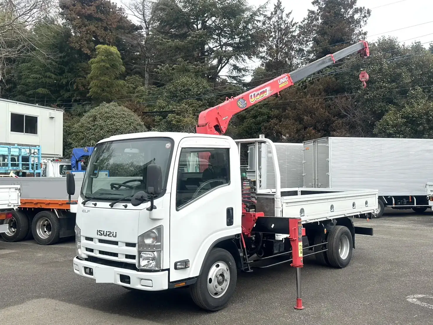 いすゞ エルフ 小型 クレーン付 3段 ラジコン の中古トラック【車両No.184262】