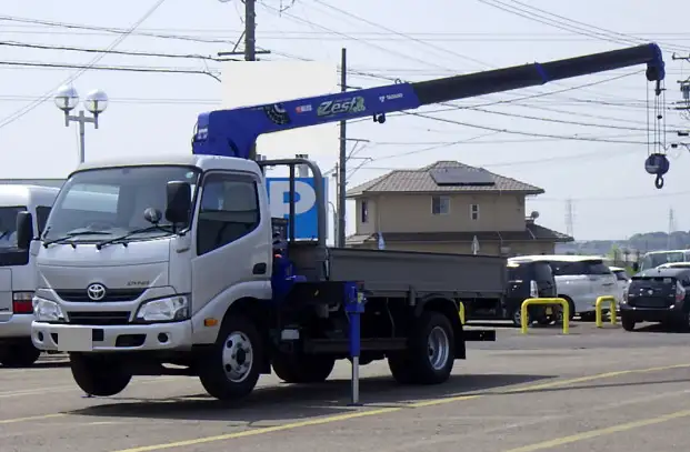 トヨタ ダイナ 小型 クレーン付 3段 ラジコン｜画像1