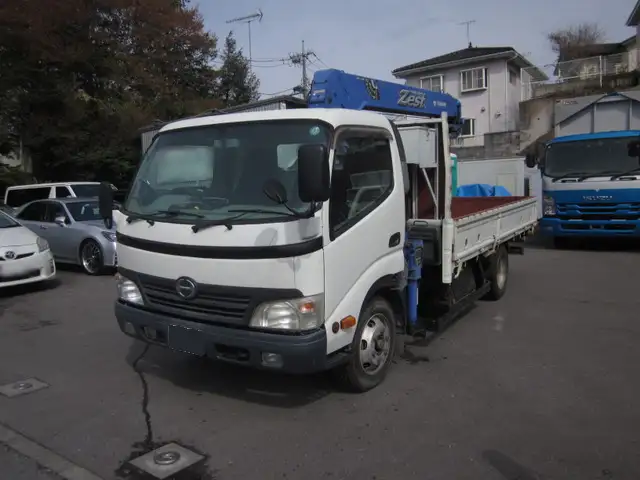 日野 デュトロ 小型 クレーン付 床鉄板 4段｜画像1