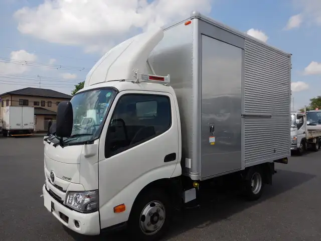 トヨタ ダイナ 小型 アルミバン サイドドア 2RG-XZC605｜画像1