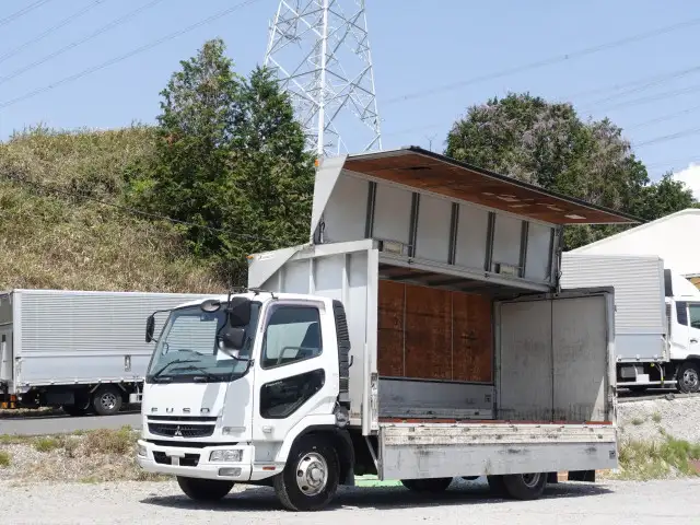 三菱 ファイター 中型/増トン ウイング 床鉄板 PDG-FK71F｜画像1