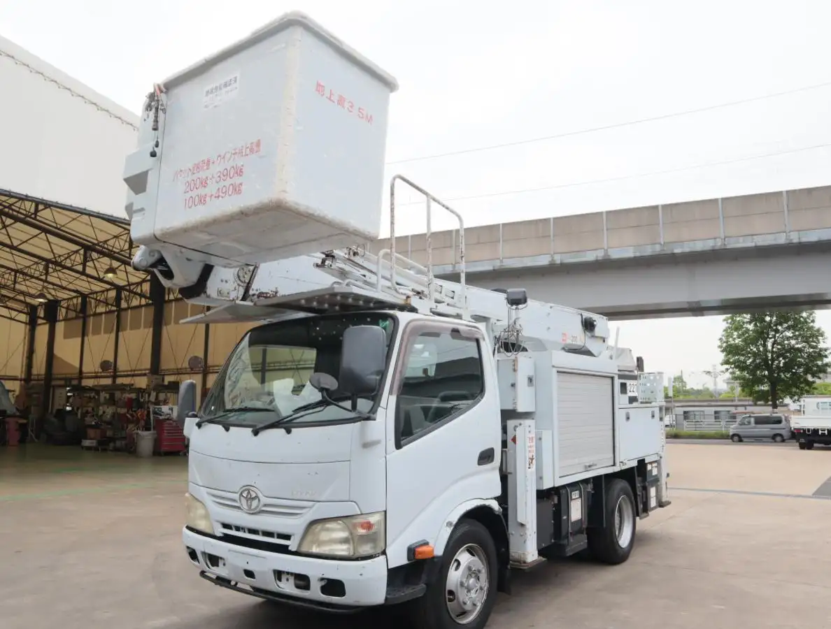 トヨタ ダイナ 小型 高所・建柱車 高所作業車 電工仕様 の中古トラック【車両No.187696】
