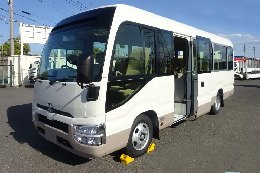 トヨタ コースター 小型 バス マイクロバス 2KG-GDB70 の中古トラック【車両No.187913】