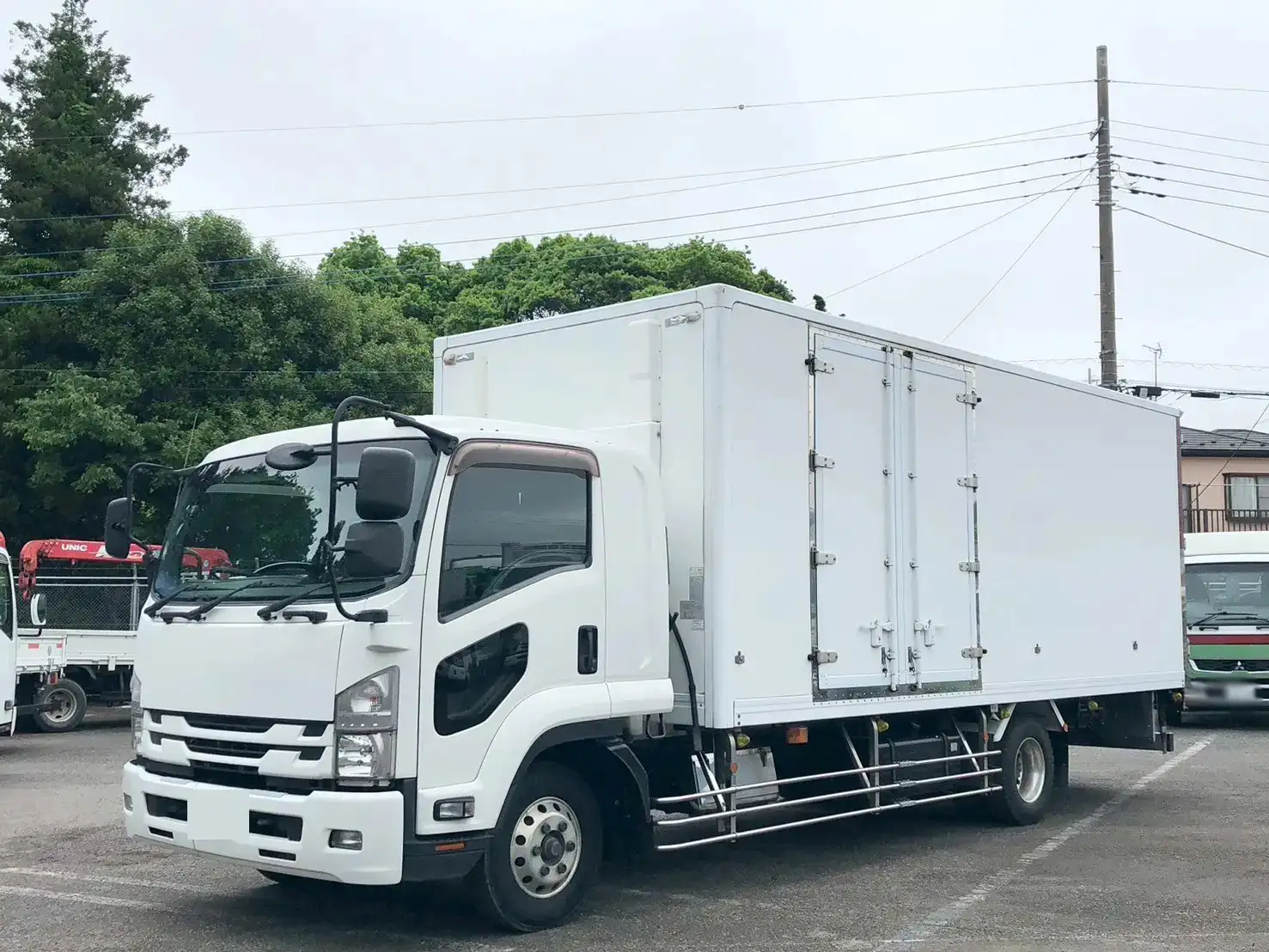 いすゞ フォワード 中型/増トン 冷凍冷蔵 低温 キーストン の中古トラック【車両No.187932】