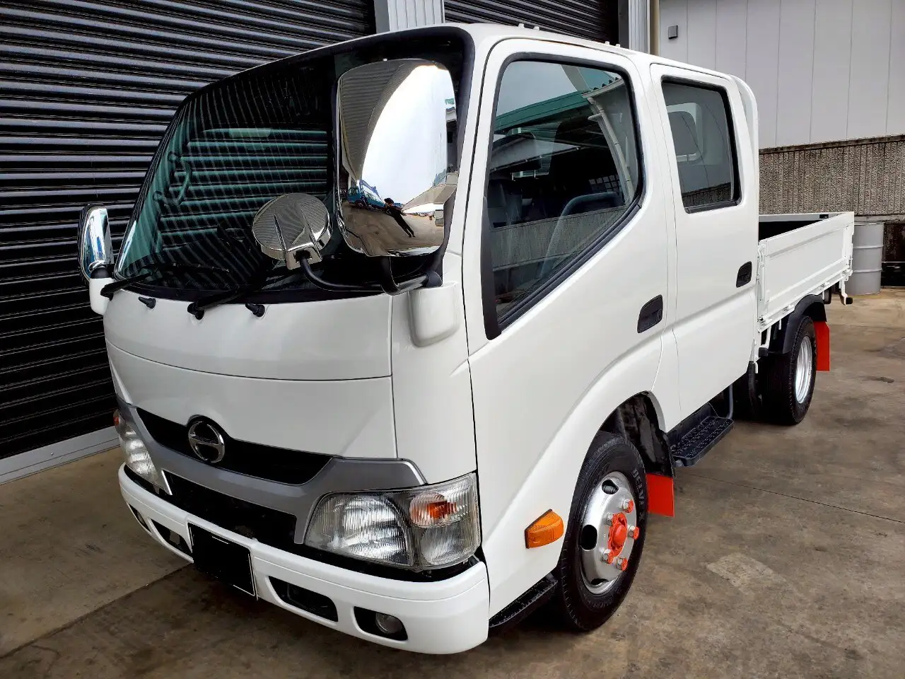 日野 デュトロ 小型 平ボディ Wキャブ  の中古トラック【車両No.187662】