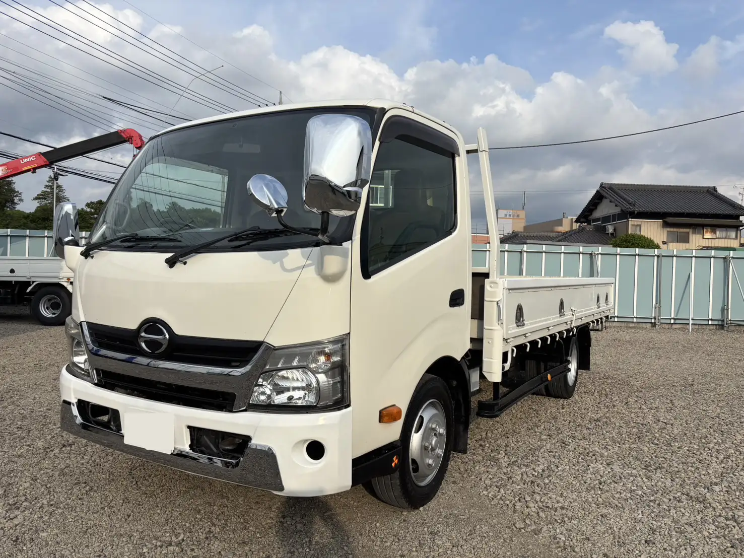 日野 デュトロ 小型 平ボディ SKG-XZU710M H23 の中古トラック【車両No.188275】