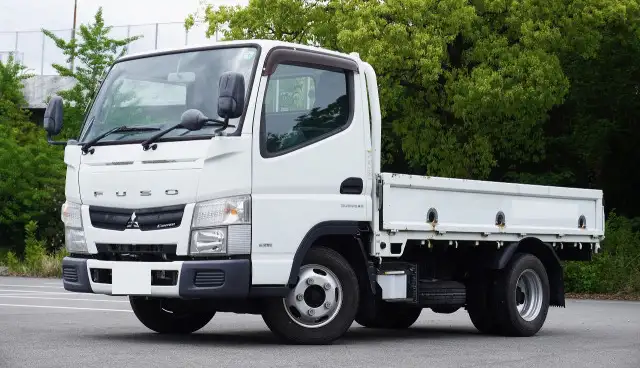 三菱 キャンター 小型 平ボディ TKG-FBA20 H27 の中古トラック【車両No.188281】