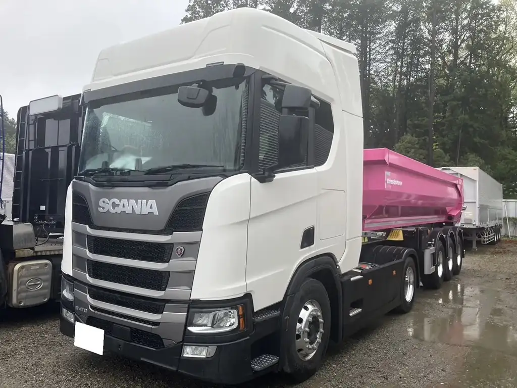 スカニア トラック 大型 トラクター ハイルーフ ベッド｜画像1