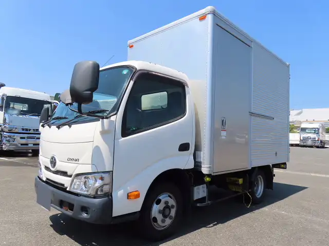 トヨタ ダイナ 小型 アルミバン サイドドア 2RG-XZC605 の中古トラック【車両No.188378】