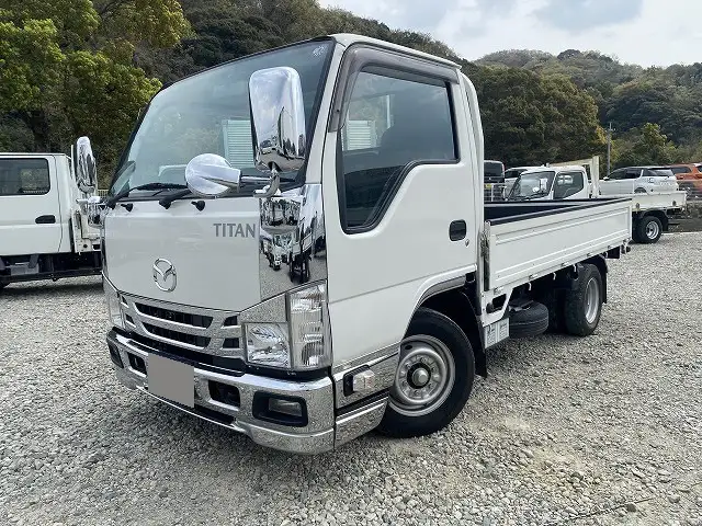 マツダ タイタン 小型 平ボディ 2RG-LHR88A R3 の中古トラック【車両No.188296】