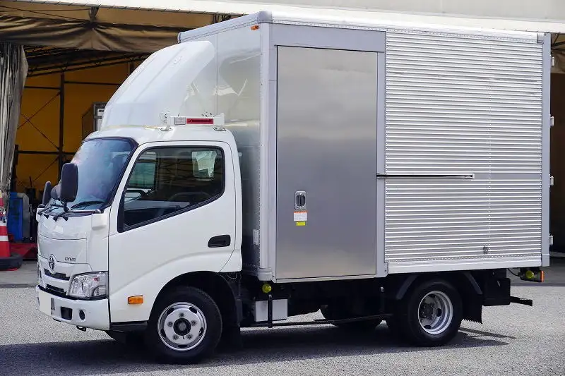 トヨタ ダイナ 小型 アルミバン サイドドア 2RG-XZC605 の中古トラック【車両No.188679】