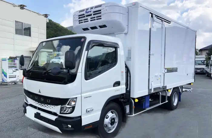三菱 キャンター 小型 冷凍冷蔵 低温 パワーゲート の中古トラック【車両No.189816】