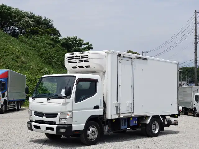 三菱 キャンター 小型 冷凍冷蔵 低温 パワーゲート の中古トラック【車両No.190766】