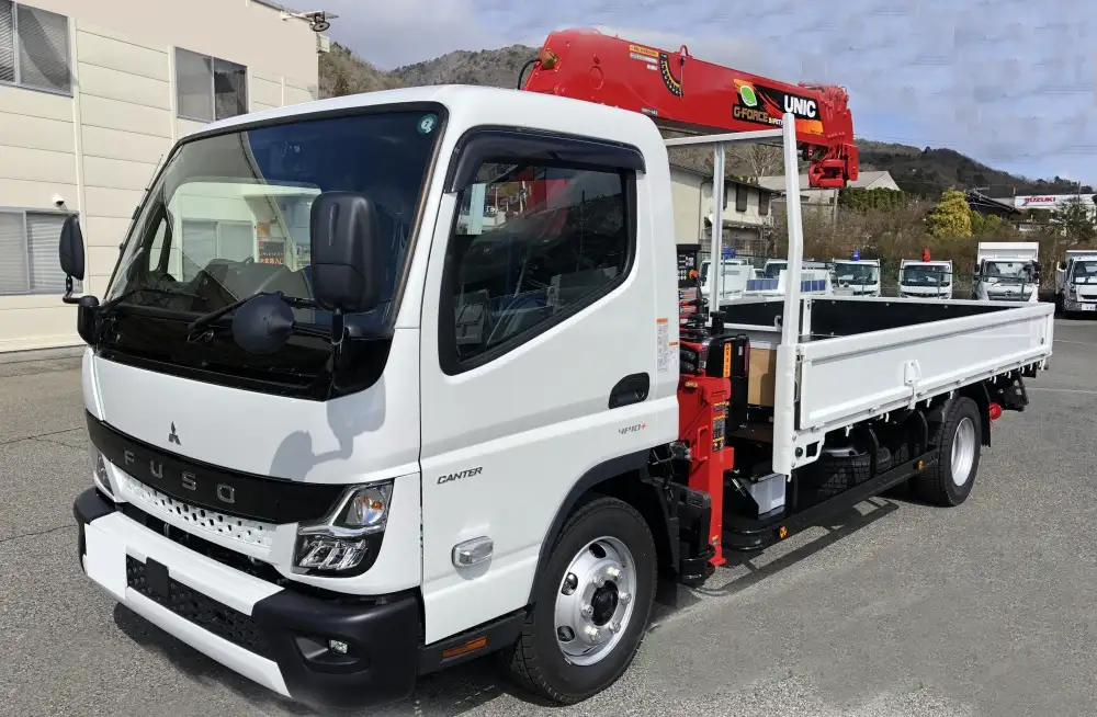 三菱 キャンター 小型 クレーン付 6段 ラジコン の中古トラック【車両No.190734】