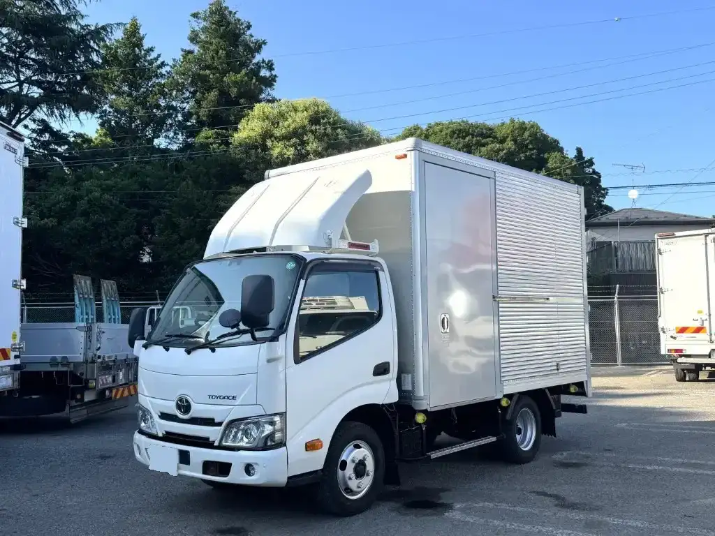 トヨタ トヨエース 小型 アルミバン サイドドア 2RG-XZC605 の中古トラック【車両No.191243】
