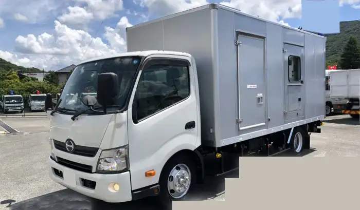 日野 デュトロ 小型 特殊車両 TKG-XZU720M H27 の中古トラック【車両No.196743】