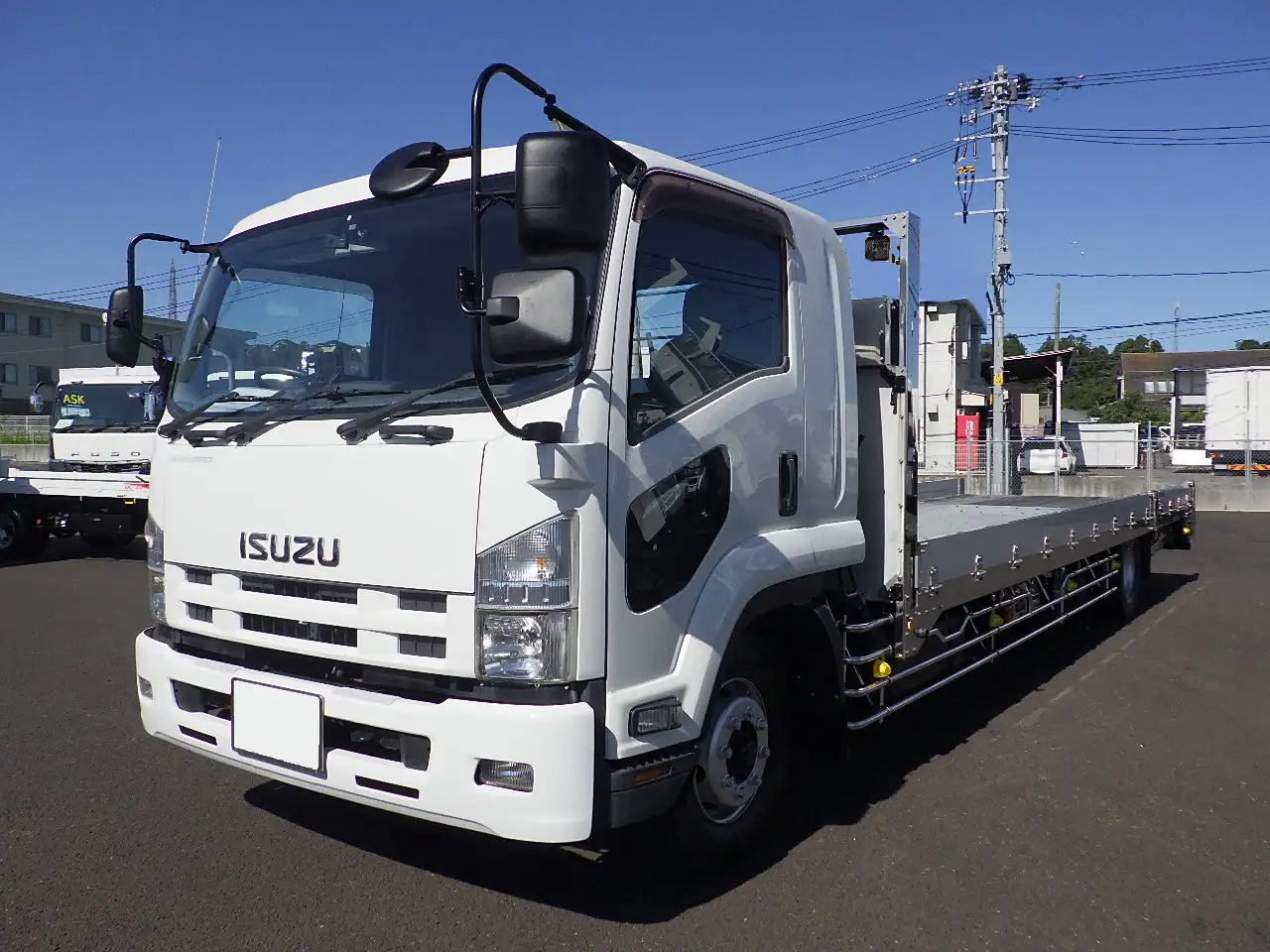 いすゞ フォワード 中型/増トン 車両重機運搬 エアサス ベッド の中古トラック【車両No.197563】
