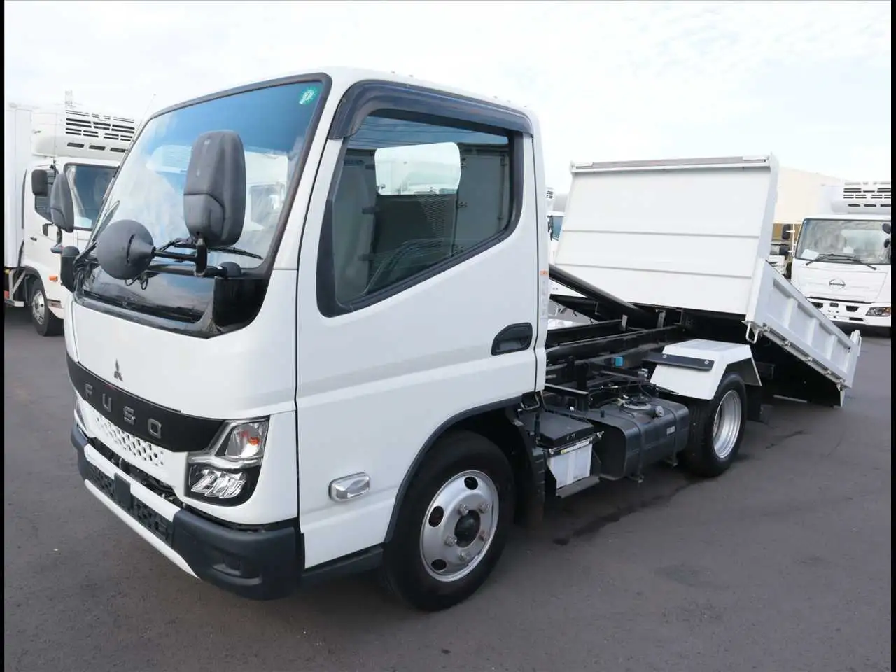 三菱 キャンター 小型 ダンプ ローダー 2RG-FBA60 の中古トラック【車両No.198089】