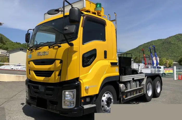 いすゞ ギガ 大型 トラクター 2デフ ベッド の中古トラック【車両No.197700】