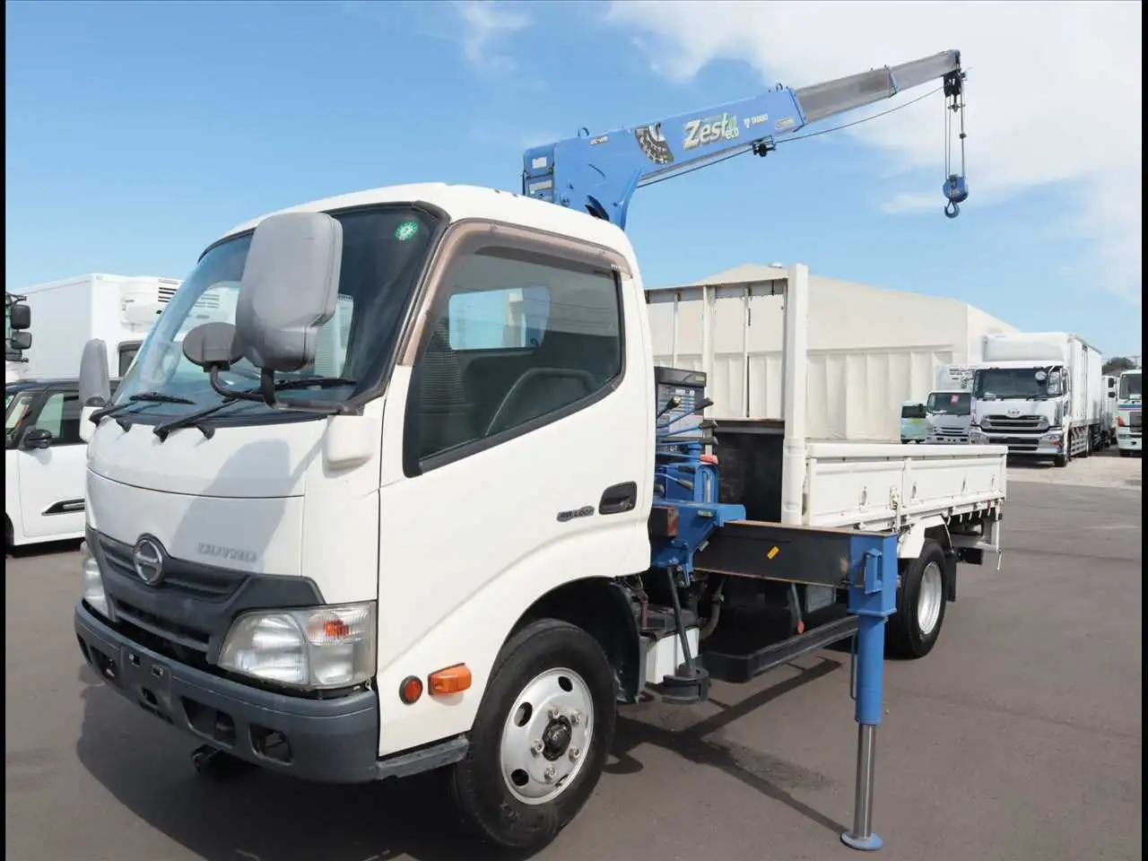 日野 デュトロ 小型 クレーン付 3段 フックイン の中古トラック【車両No.198643】