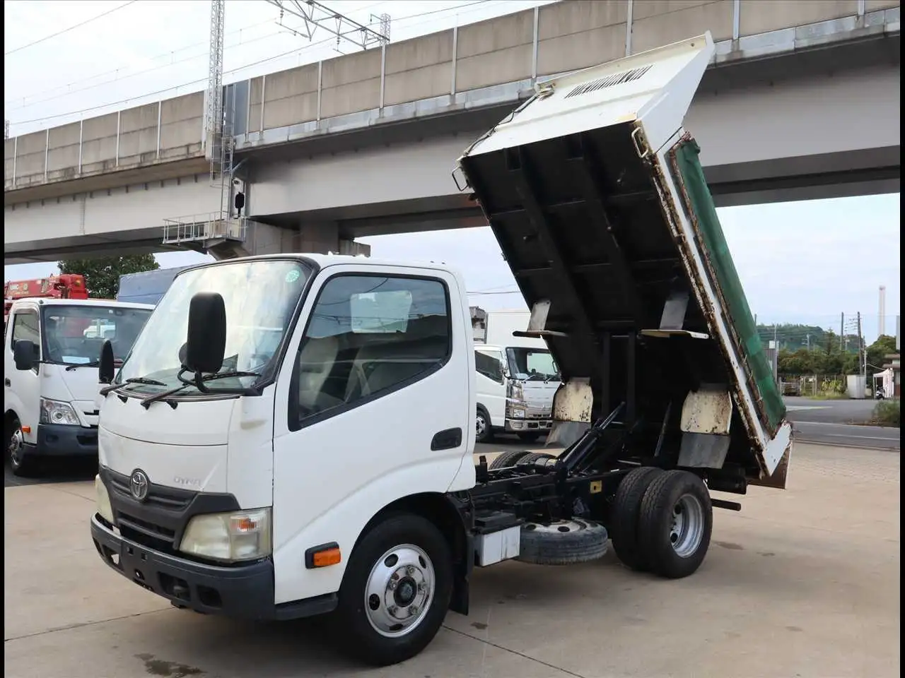 トヨタ ダイナ 小型 ダンプ 強化 コボレーン の中古トラック【車両No.198632】