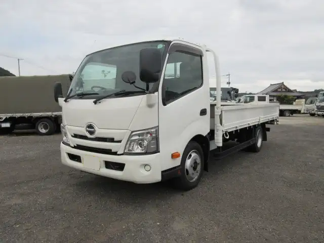 日野 デュトロ 小型 平ボディ 2RG-XZU710M R2 の中古トラック【車両No.198600】