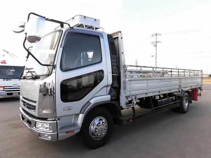 三菱 ファイター 中型/増トン 平ボディ 床鉄板 ベッド の中古トラック【車両No.90820】
